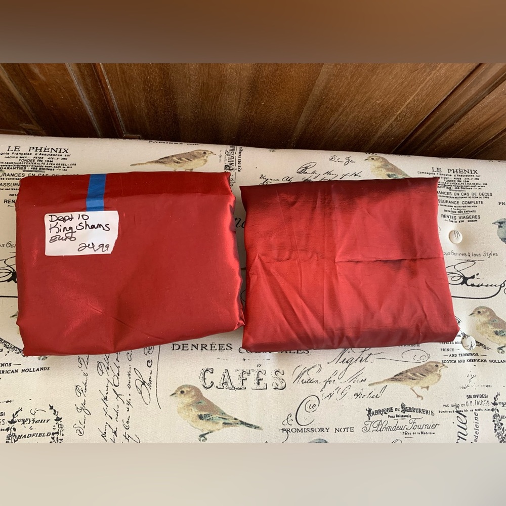 NWT Two 25” King Shams: Red Burgundy Satin Taffeta Front Brown back/soft fabric